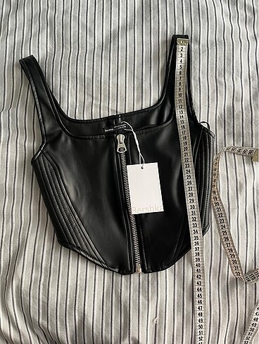 xs Beden siyah Renk Bershka crop
