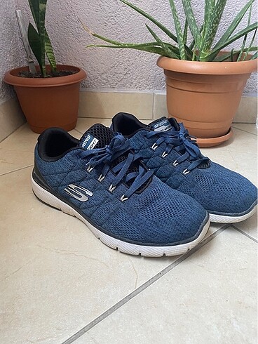 SKECHERS SPOR AYAKKABI