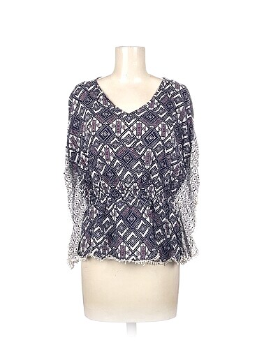 LC Waikiki Bluz %70 İndirimli.
