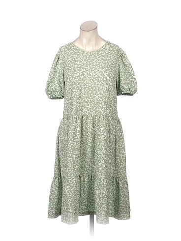 PreLoved Günlük Elbise %70 İndirimli.