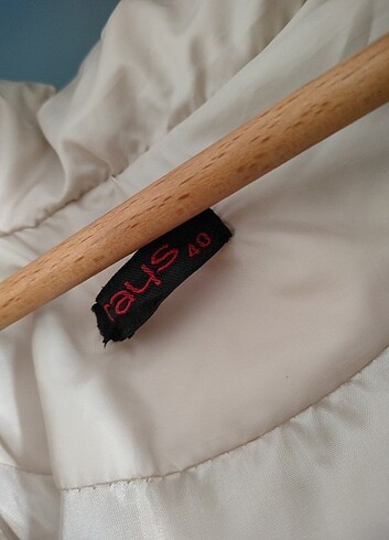 Sıfır kol mont - Görsel 4