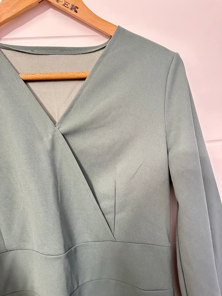 Uzun Kol V Yaka Yeşil Elbise - Görsel 3