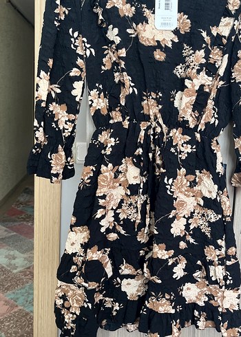 Uzun Kollu Kahverengi Çiçekli Bohem Elbise - Görsel 3