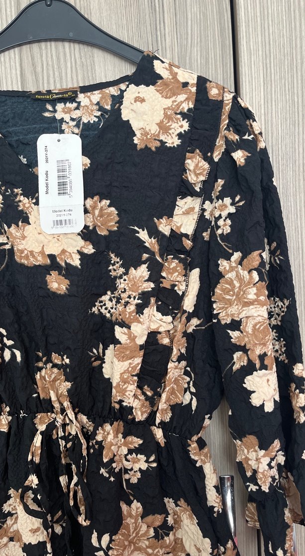 Uzun Kollu Kahverengi Çiçekli Bohem Elbise - Görsel 2