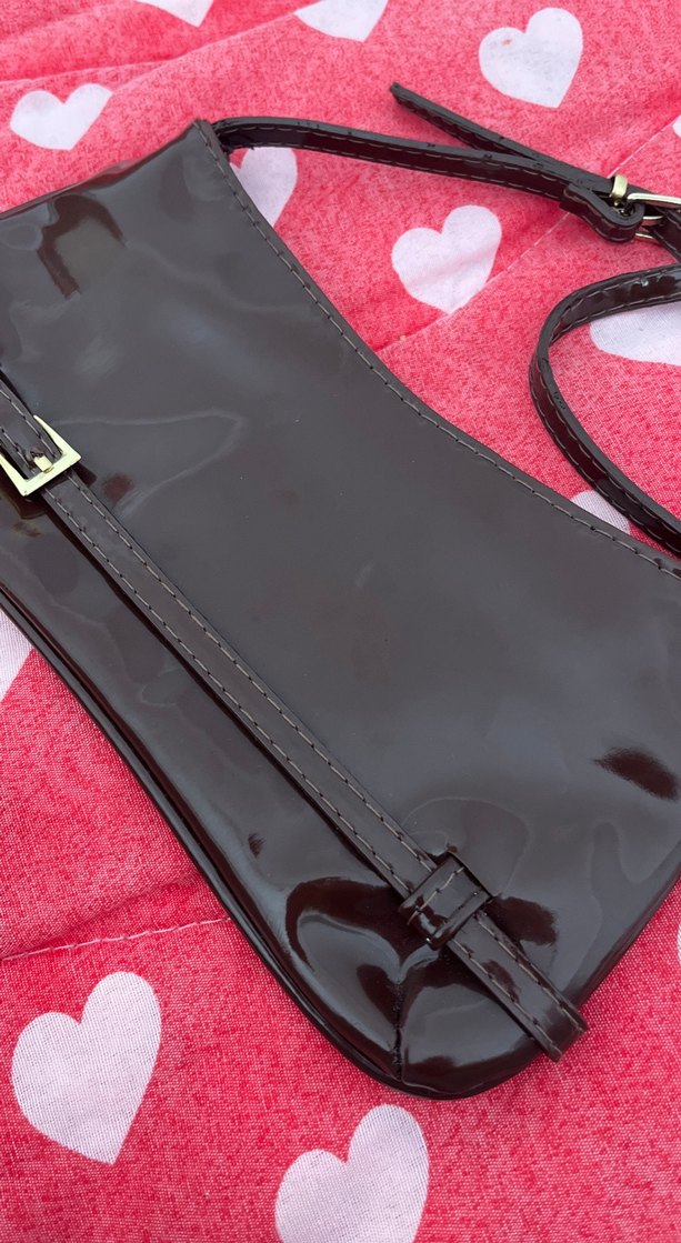 Parlak Deri Tokalı Kadın Çanta - Görsel 3