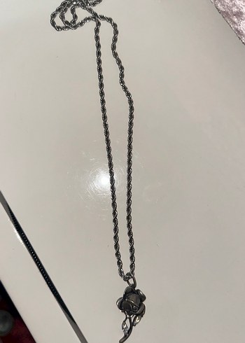 Çiçek Detaylı Rus gümüşü Gri Zincir Kolye - Görsel 2