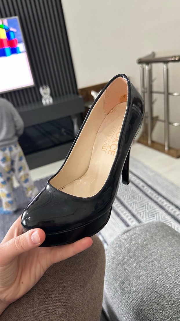 Parlak Siyah Kadın Stiletto Topuklu Ayakkabı - Görsel 2