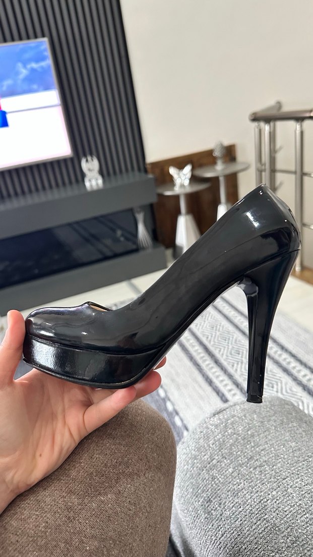 Parlak Siyah Kadın Stiletto Topuklu Ayakkabı - Görsel 5