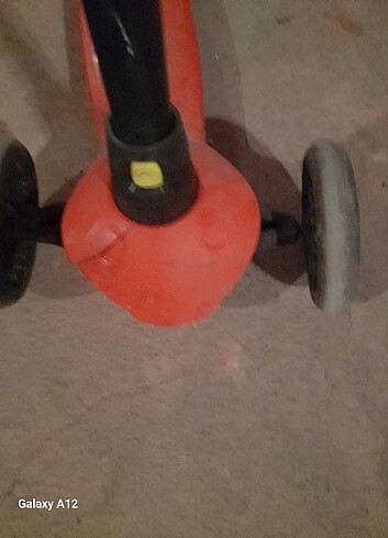 2 adet sikitor 5 yasa gore birinin tekeri cikti takilacak tekeri - Görsel 5