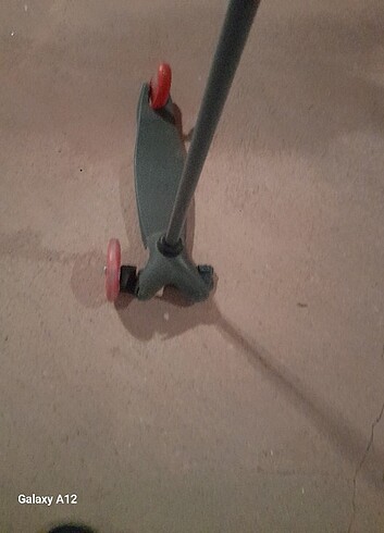 2 adet sikitor 5 yasa gore birinin tekeri cikti takilacak tekeri - Görsel 7