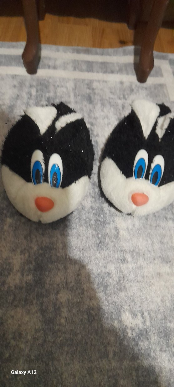 kiz cocuk tavsan fugurlu ev ayakabisi 32 33 no yeni urundur - Görsel 2