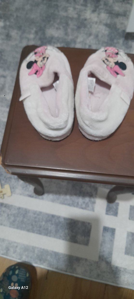 Kız Çocuk Pembe Minnie Baskılı ev pelus ayakabi 26 27 no - Görsel 3