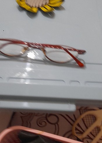 uzak gozluyu numaralidir az kulanildi temizleme beziyle gelir - Görsel 2