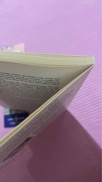 Beden Renk Kızıl veba Kitap