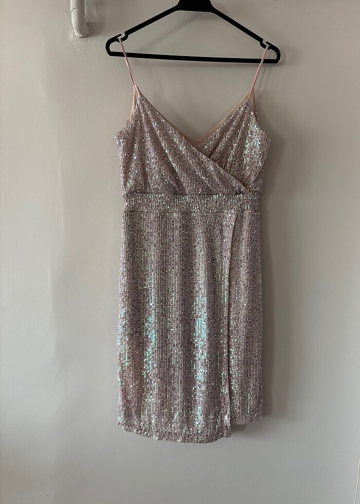 Pullu Parlak Elbise - Görsel 2