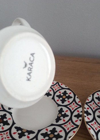  Beden beyaz Renk Beyaz Mini Fincan ve Desenli Tabak karaca