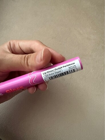 Diğer BEAULIS FUN GLOSS STICK