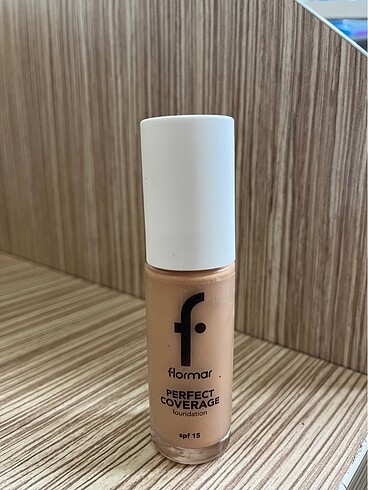 Flormar Flormar yoğun kapatıcı su bazlı fondöten