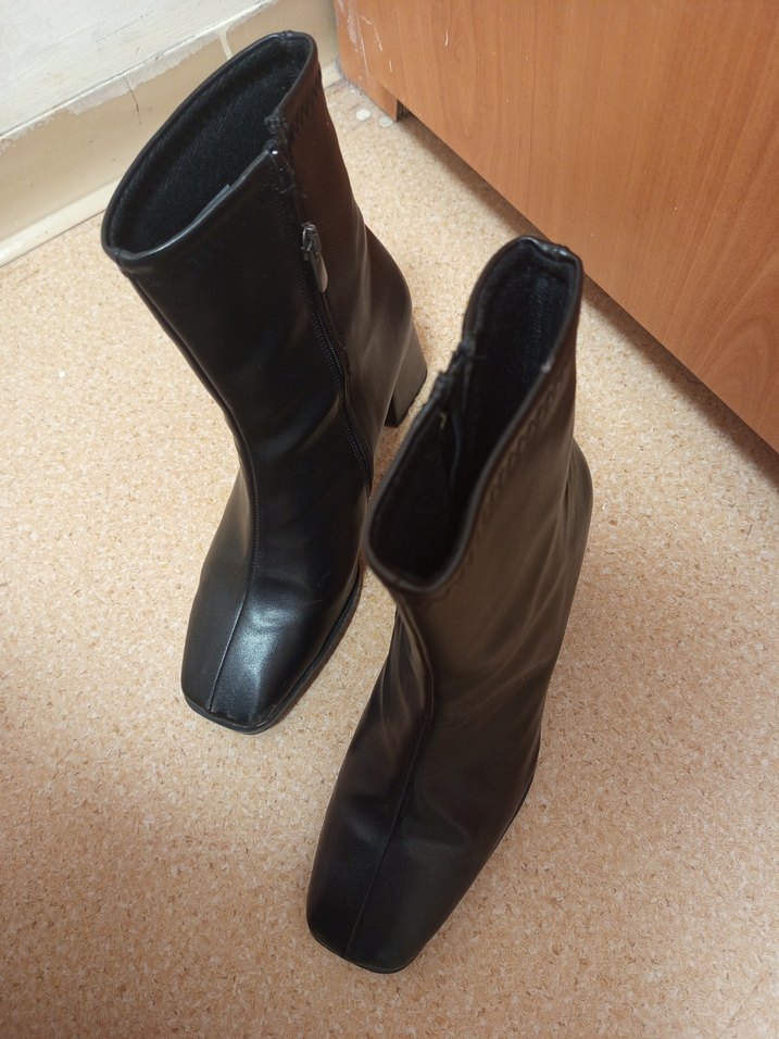 Deri Kadın Topuklu Bot - Görsel 2