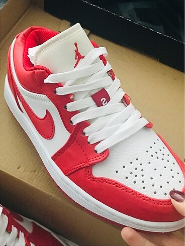37,5 Beden bordo Renk air jordan gym red