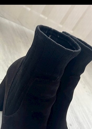 39 Beden Siyah Süet Topuklu Kadın Bot