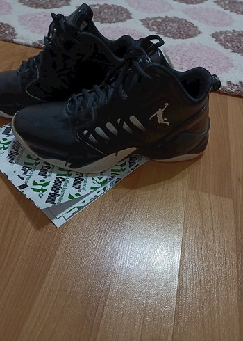 Siyah Baskılı Bağcıklı Basketbol Ayakkabısı - Görsel 4