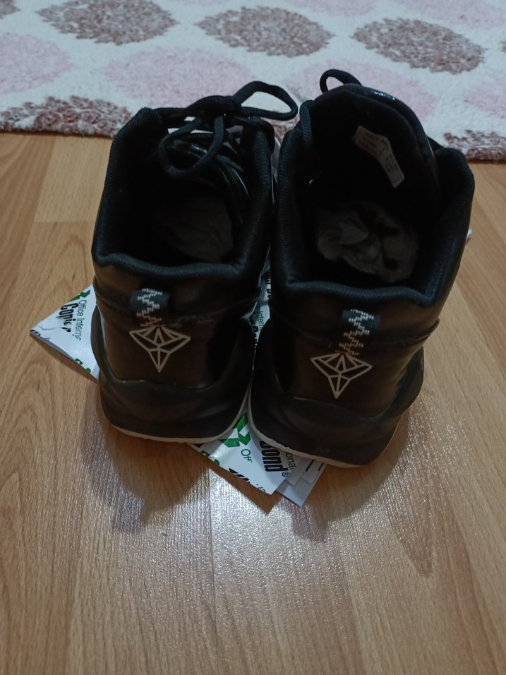 Siyah Baskılı Bağcıklı Basketbol Ayakkabısı - Görsel 2