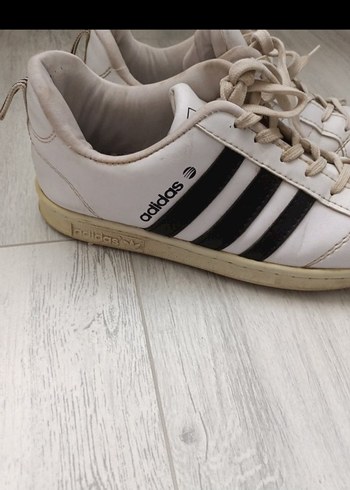 Adidas Beyaz Adidas Kadın Spor Ayakkabı