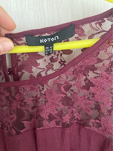 42 Beden dantel detaylı bluz