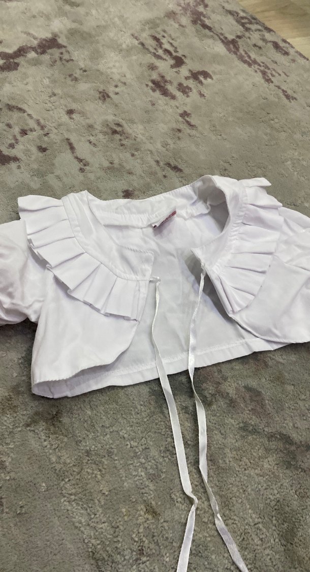 Kız Çocuk Beyaz Fırfırlı Bolero - Görsel 3