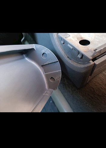 Wolswogen GOLF 4 Arka Konsol Küllük - Görsel 4