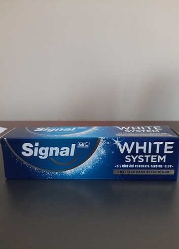 Signal White System Diş Macunu 2 Haftada Daha Beyaz Dişler 75 Ml