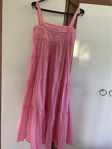 Zara pembe elbise