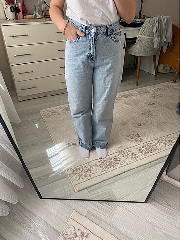 Wide leg jean