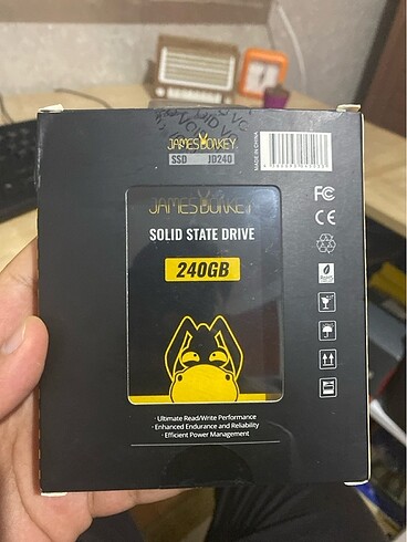 240 GB SSD JAMES DONKEY
