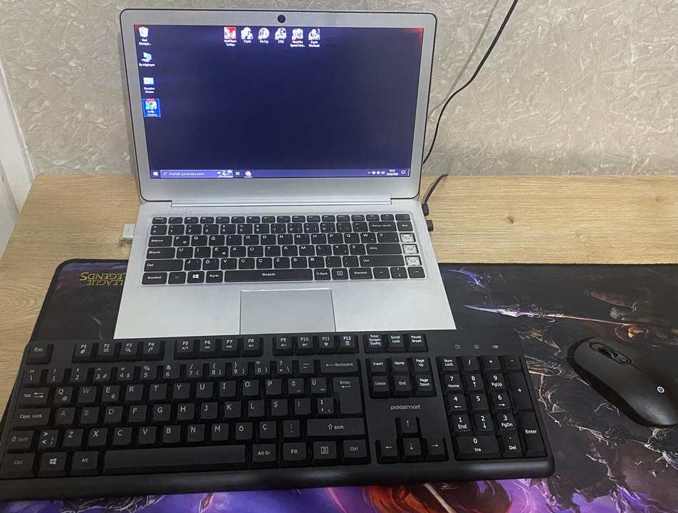 Vestel V1341 Laptop - Görsel 3