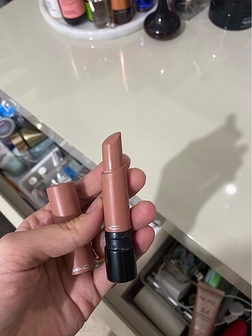  Beden Lipstick