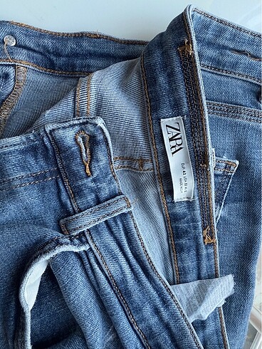 Zara yırtık jeans - Görsel 6