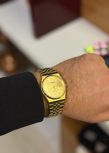 Parlak Altın Klasik Erkek Kol Saati - Görsel 3