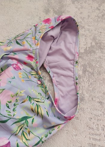 Çiçek Desenli  Mayo - Görsel 4