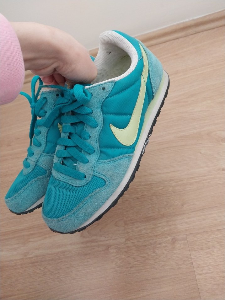 Turkuaz Bağcıklı Kadın Spor Ayakkabı - Görsel 3