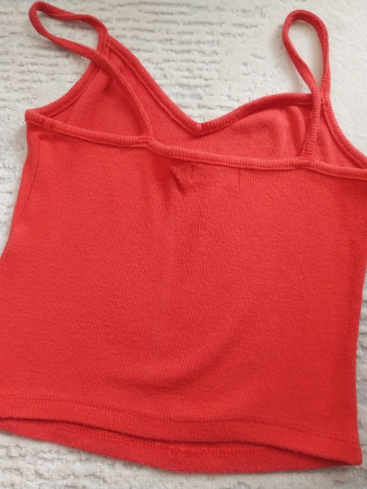 Kırmızı V Yaka İnce Askılı Kadın Atlet - Görsel 4