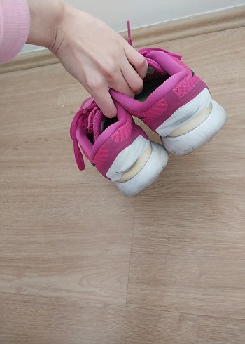 Pembe Bağcıklı Kadın Spor Ayakkabısı - Görsel 2