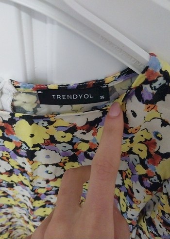 Çiçek Desenli Kısa Kollu Mini Elbise - Görsel 3