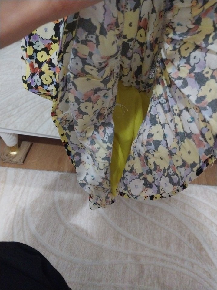 Çiçek Desenli Kısa Kollu Mini Elbise - Görsel 4