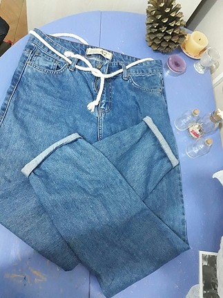 mom jean