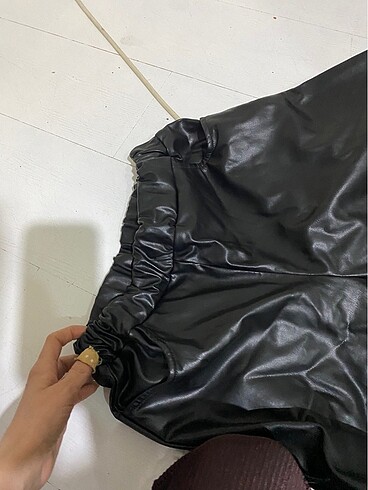 Siyah deri pantolon - Görsel 3
