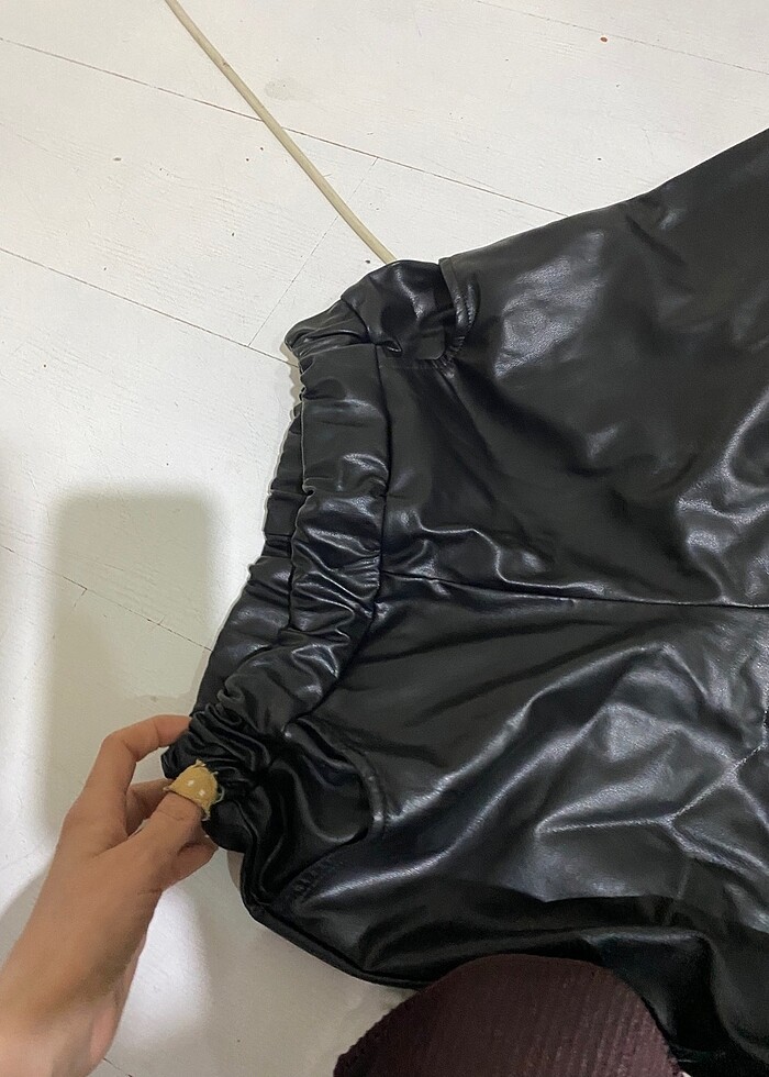 Siyah deri pantolon - Görsel 3