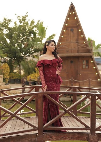 Bordo Uzun Kollu İşlemeli Kadın Abiye Elbise - Görsel 4