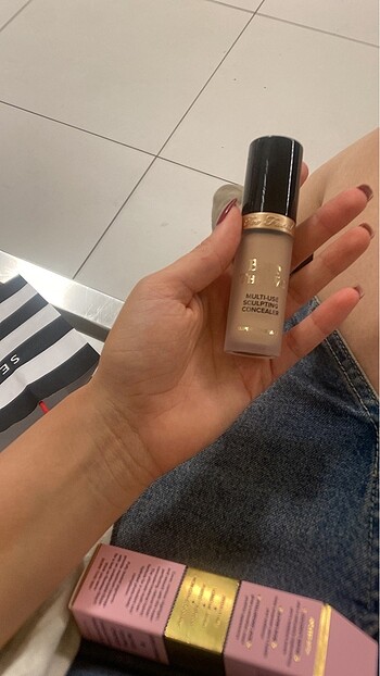 Too faced kapatıcı